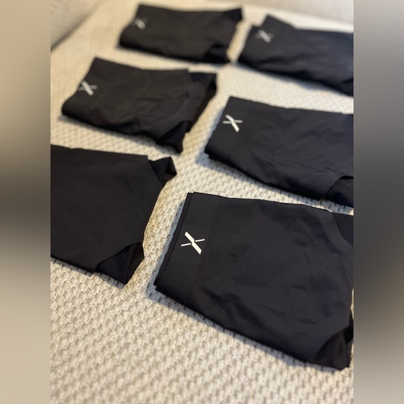 Knix Essential High-Rise Thong - Picture 3 of 3